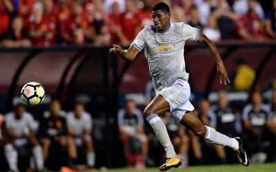 凤凰体育独家-佛得角球迷创作神曲爆红